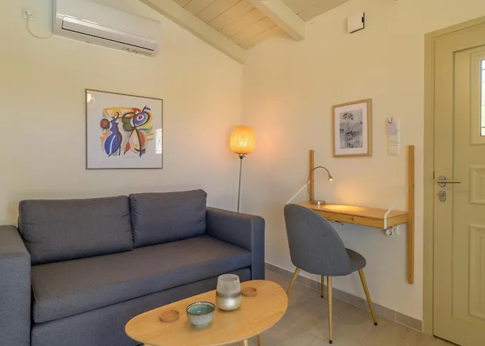 Ponderosa Kefalonia * Lixouri