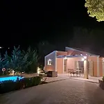 Ponderosa Kefalonia Βίλα *