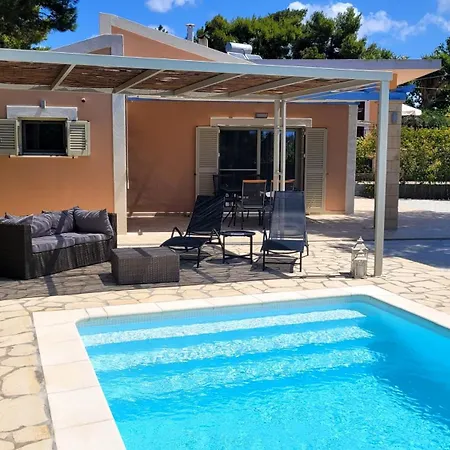 Ponderosa Kefalonia ليكسوري