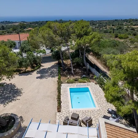 Ponderosa Kefalonia Ликсури