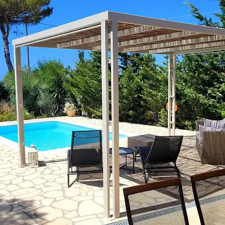 Willa Ponderosa Kefalonia