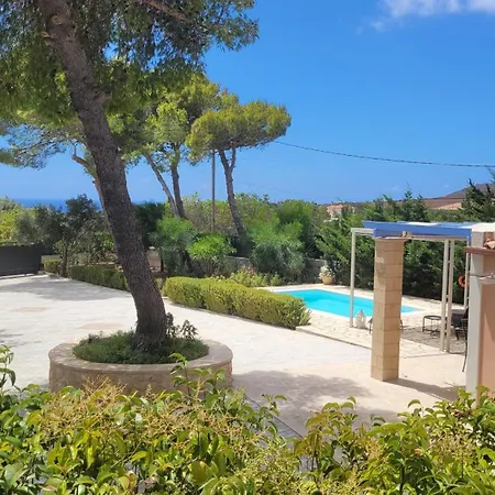 Ponderosa Kefalonia