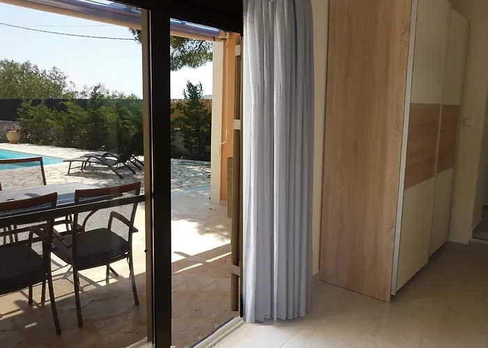 Ponderosa Kefalonia Lixouri